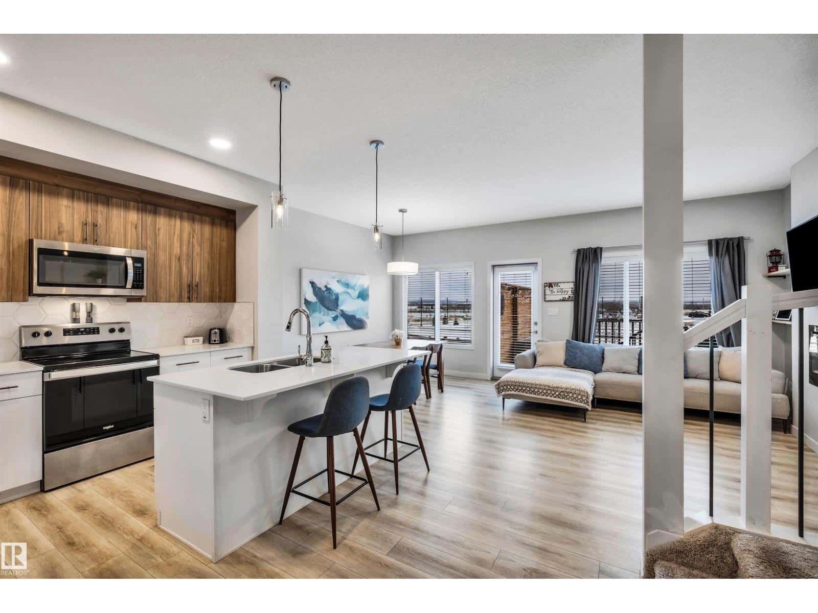 98 KINGSBURY CI — Spruce Grove, Alberta - Photo 5 of 52