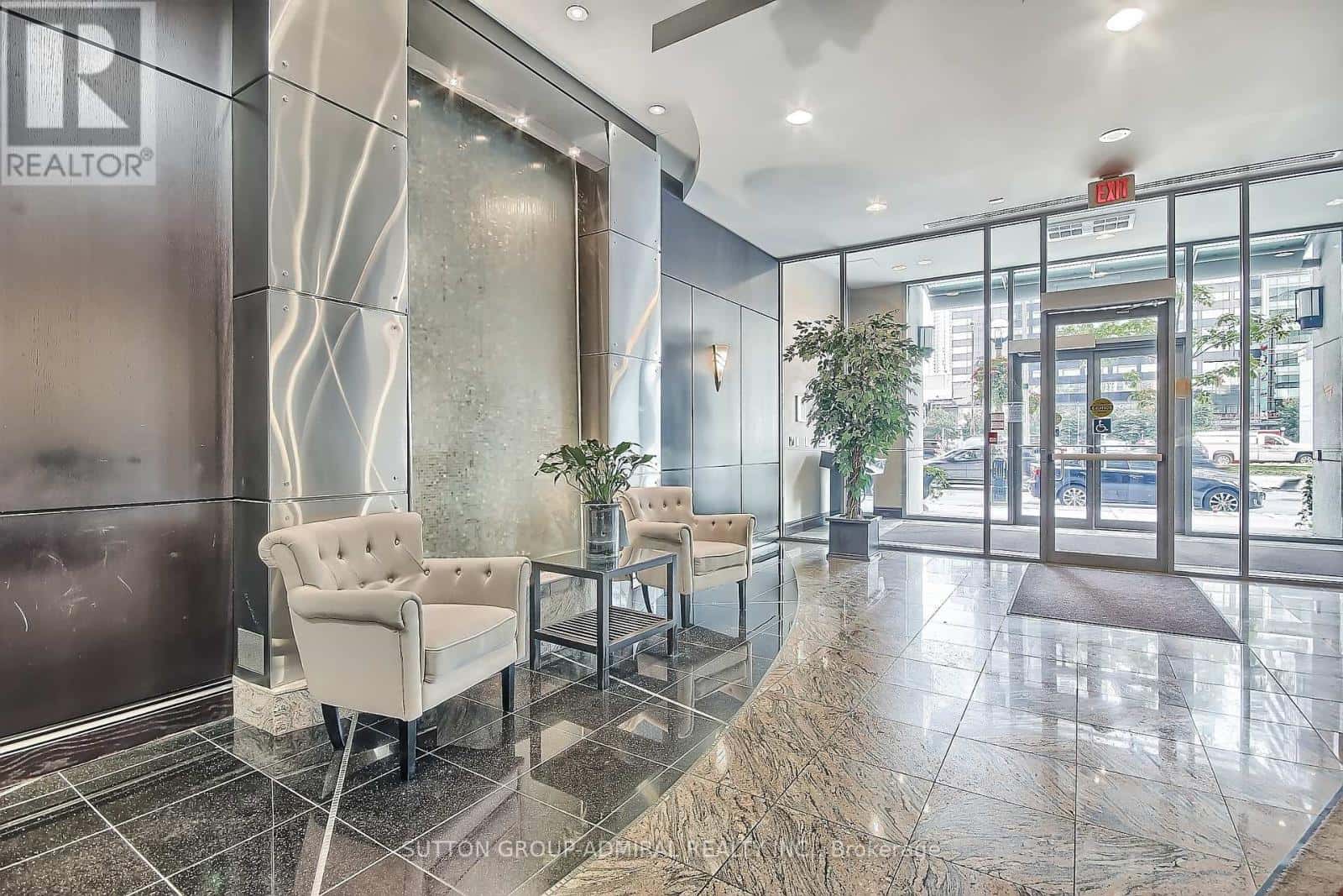 3615 - 30 GRAND TRUNK CRESCENT — Toronto (Waterfront Communities), Ontario - Photo 4 of 43