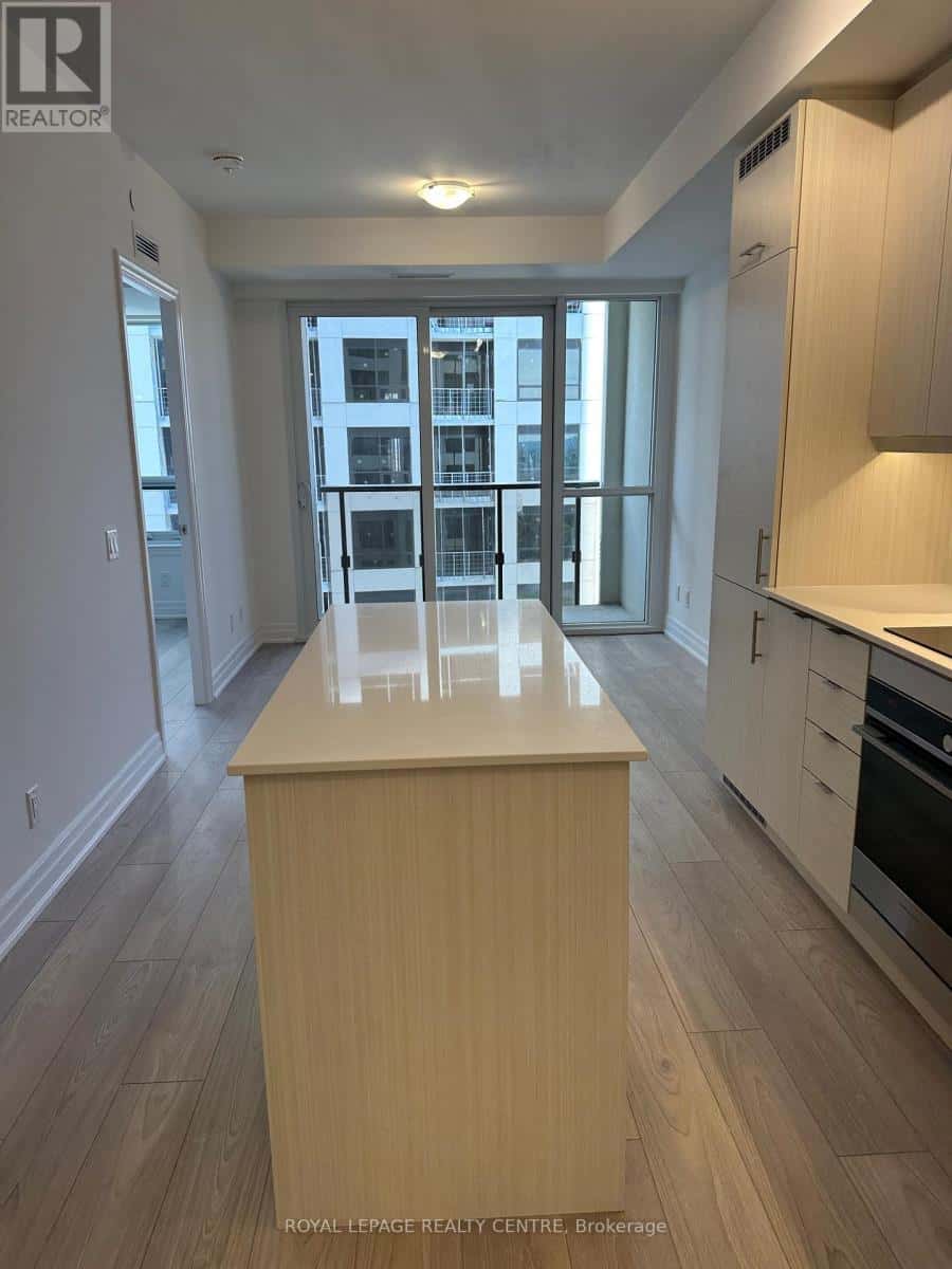 Mississauga (Fairview) — Mississauga (Fairview) - Photo 5 of 19