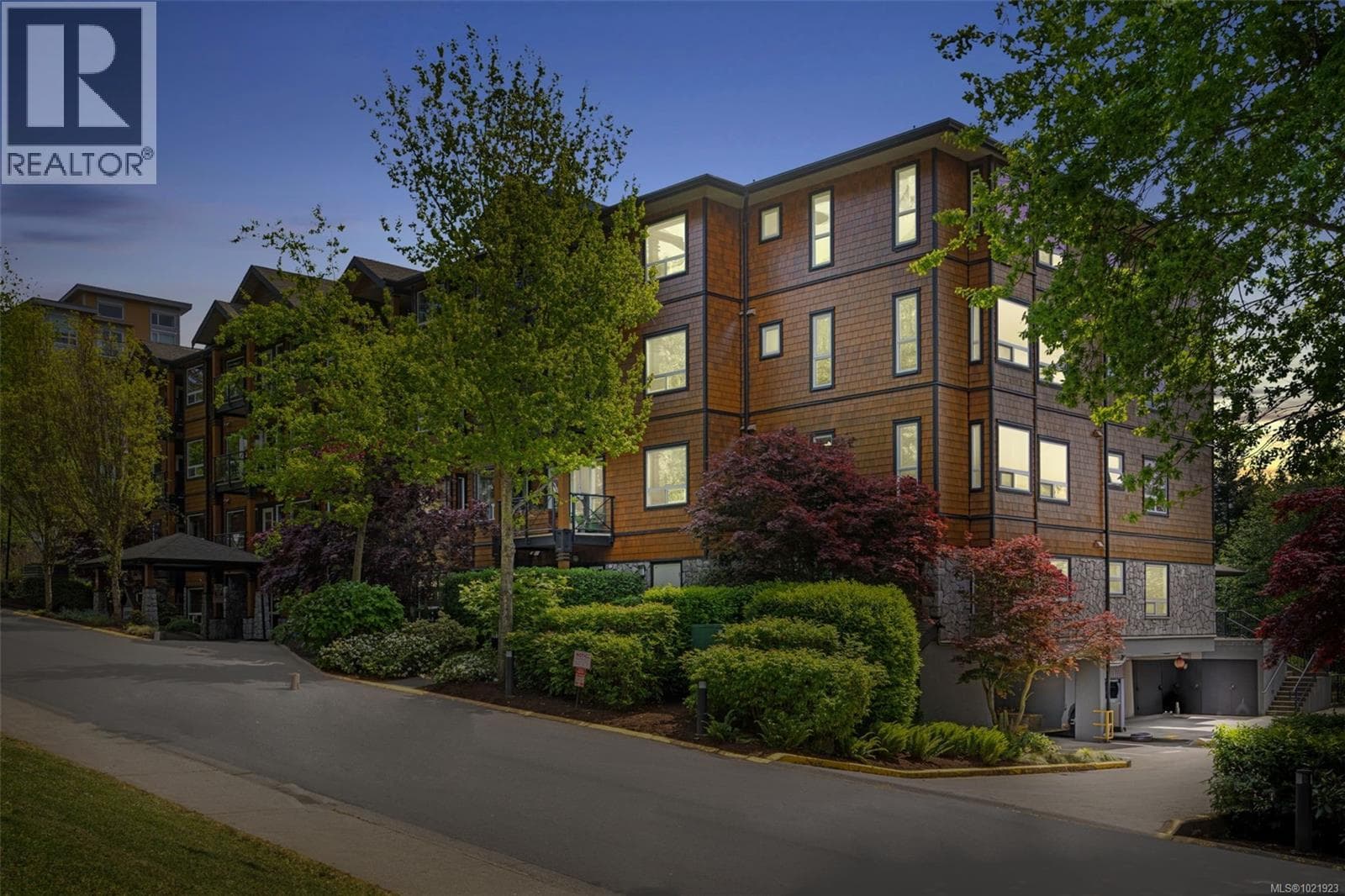 View Royal — View Royal - Main photo