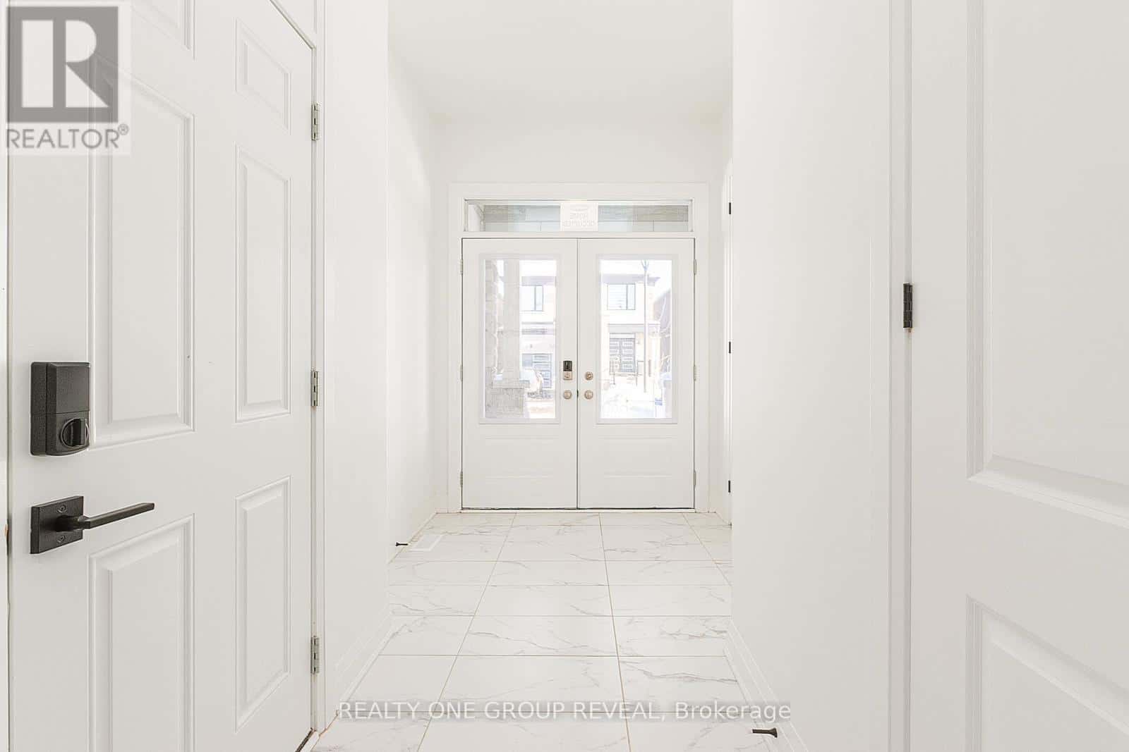 3312 MARCHINGTON SQUARE — Pickering, Ontario - Photo 2 of 38