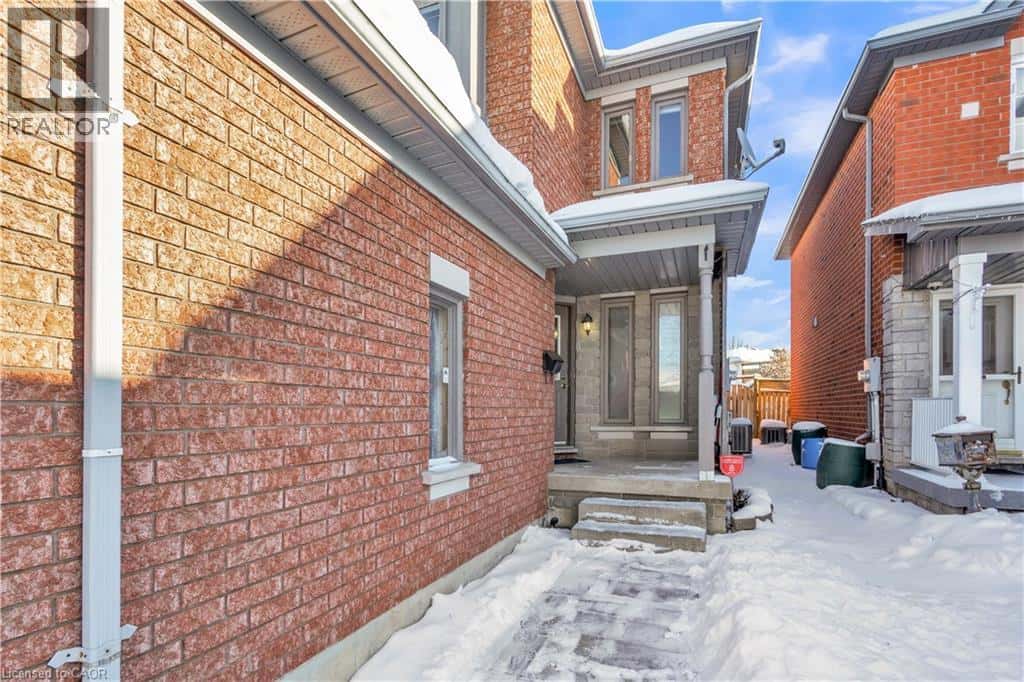 Cambridge — Cambridge - Photo 3 of 30