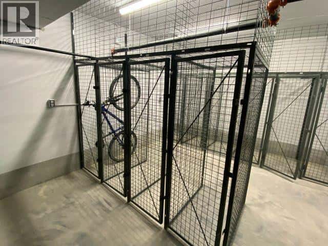 Port Moody — Port Moody - Photo 5 of 77