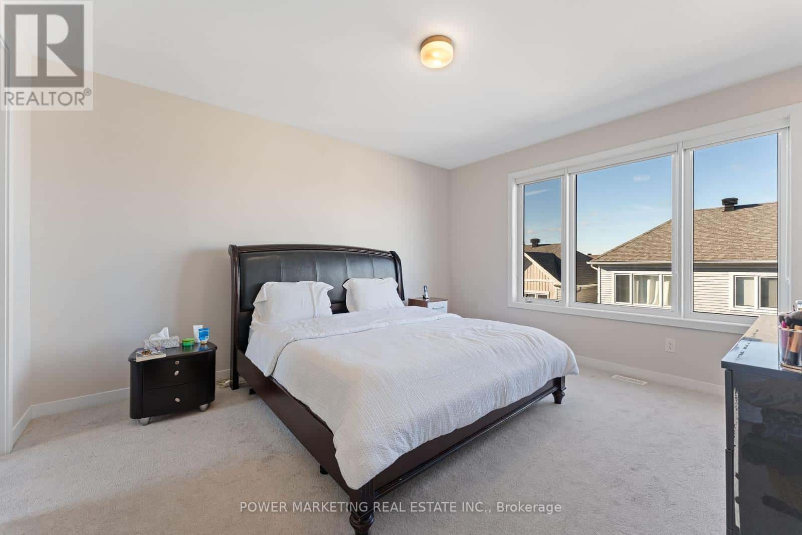 228 APPALACHIAN CIRCLE — Ottawa - Photo 4 of 37