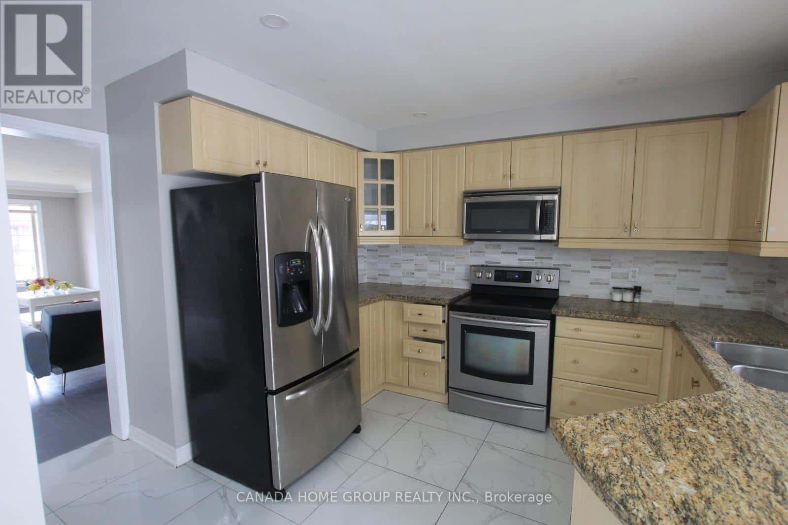 Niagara-on-the-Lake (Glendale) — Niagara-on-the-Lake (Glendale) - Photo 5 of 30