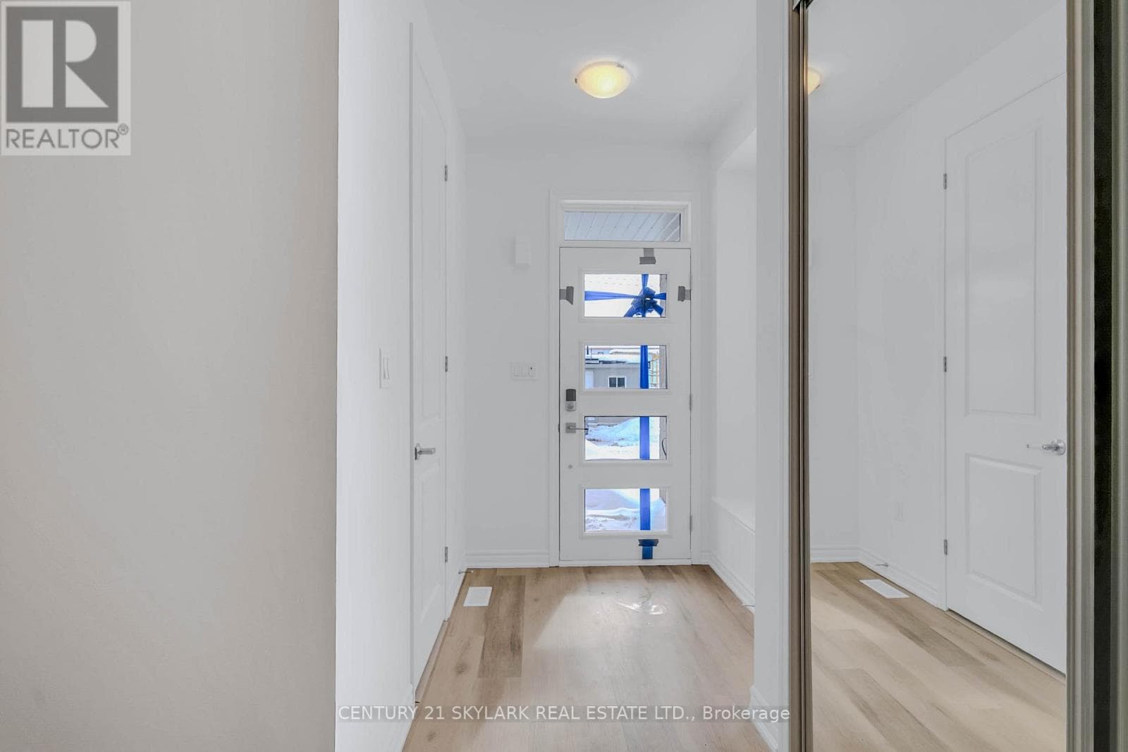 16 IVORY ROAD — Barrie - Main photo