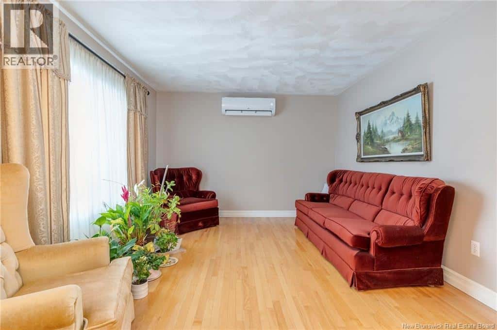 111 Mailhot Avenue — Moncton, New Brunswick - Photo 5 of 46