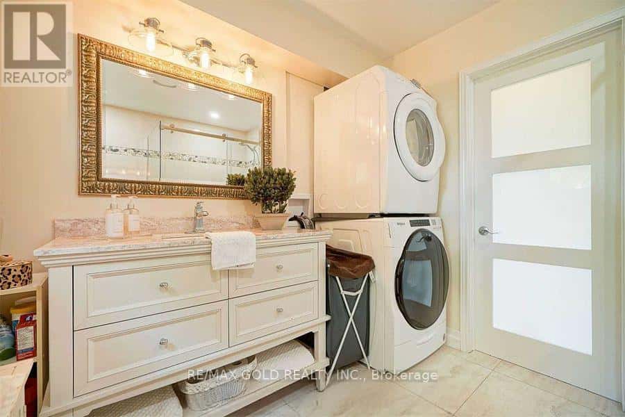 64312 DUFFERIN COUNTY ROAD — East Garafraxa, Ontario - Photo 5 of 38