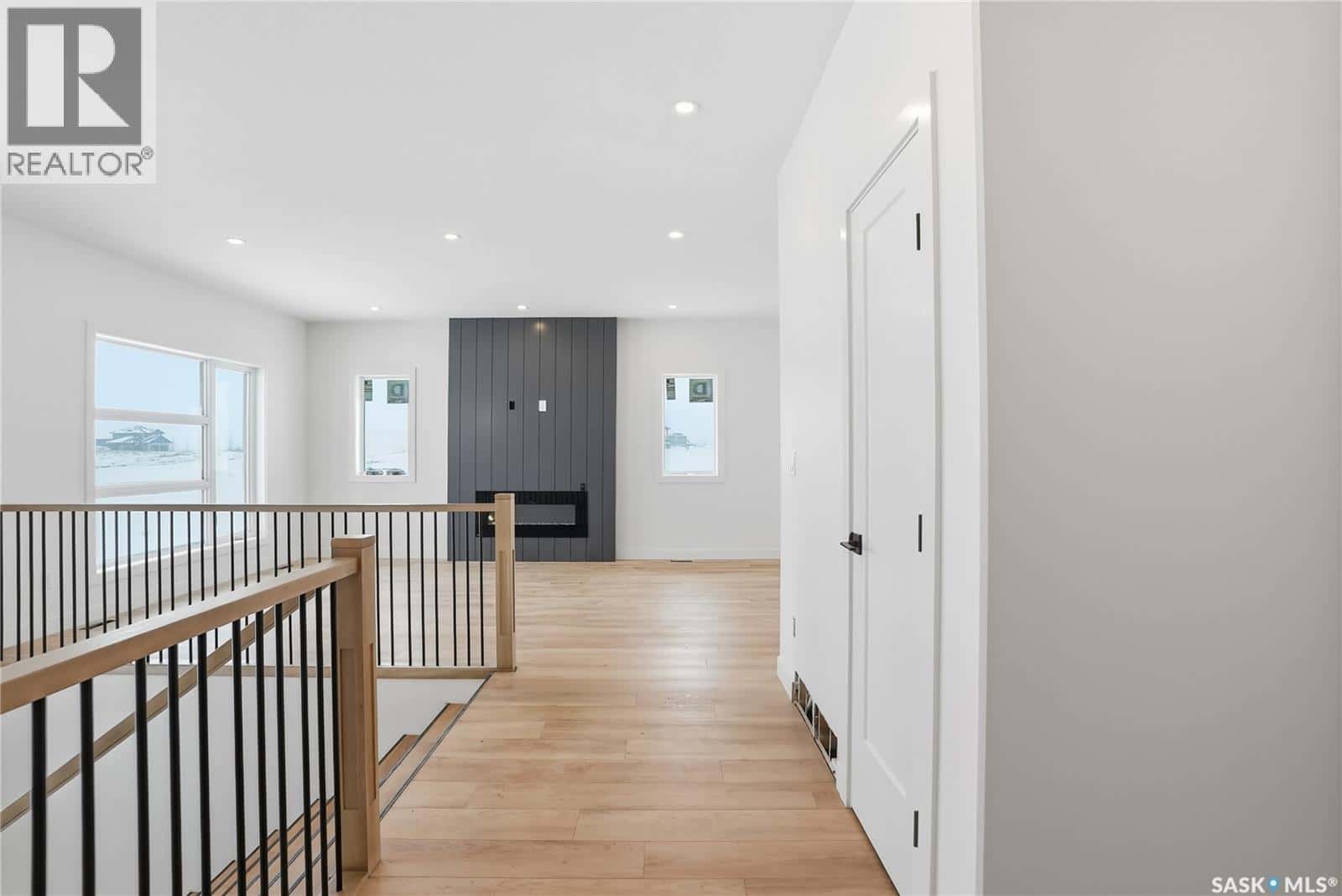 14 Cardinal DRIVE — Dundurn Rm No. 314, Saskatchewan - Photo 5 of 34