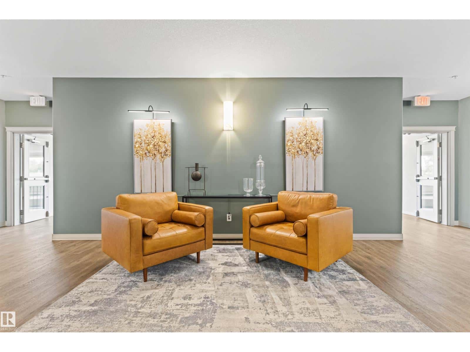 Edmonton — Edmonton - Photo 3 of 59