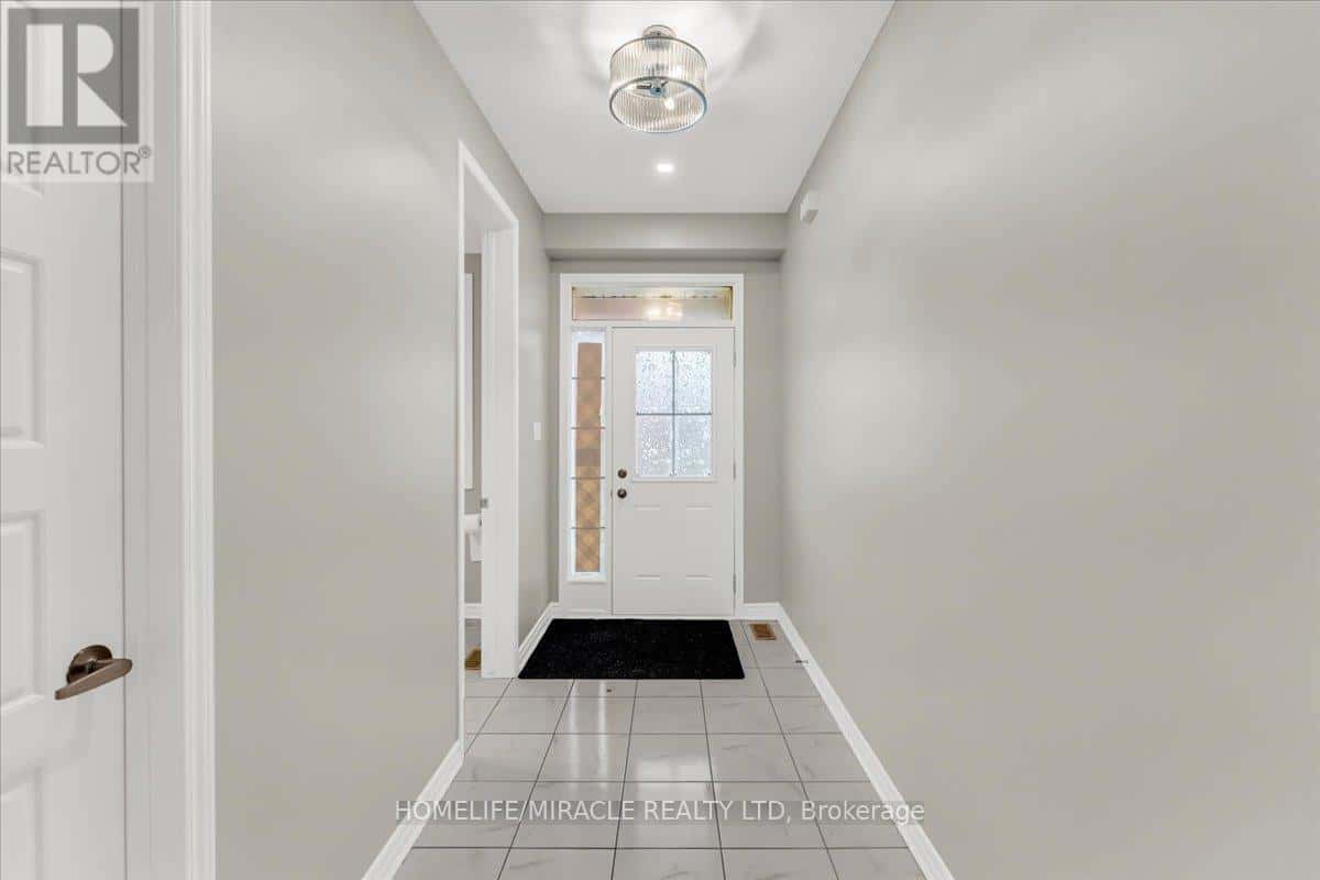 75 COMPASS TRAIL — Cambridge - Photo 3 of 49