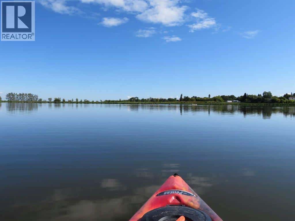 6600 58 Avenue — Innisfail, Alberta - Photo 2 of 4