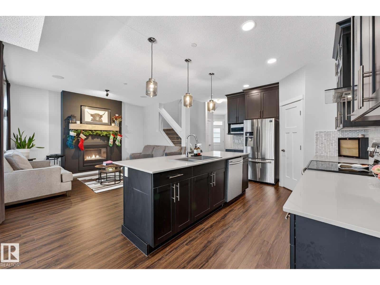 1365 WESTERRA DR — Stony Plain - Photo 4 of 49