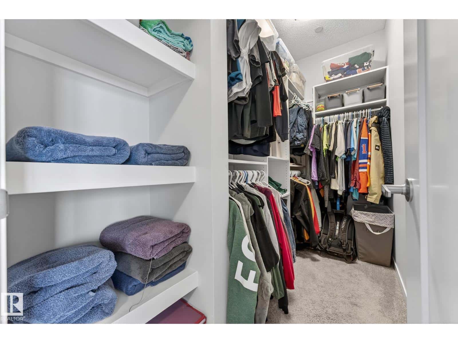 1365 WESTERRA DR — Stony Plain - Photo 2 of 49