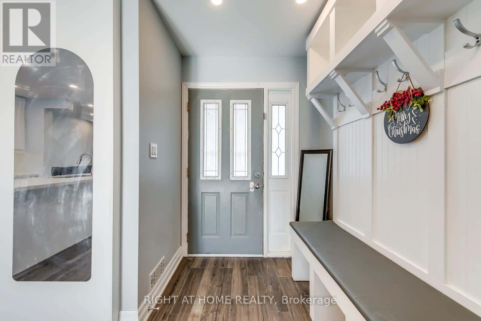 Mississauga (Streetsville) — Mississauga (Streetsville) - Photo 4 of 49