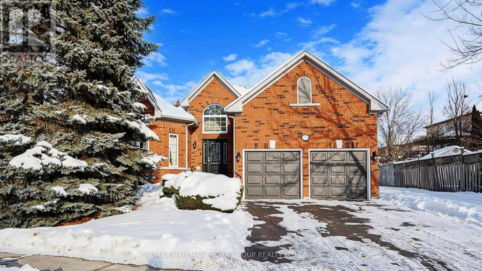 Newmarket (Stonehaven-Wyndham) — Newmarket (Stonehaven-Wyndham) - Photo 2 of 43