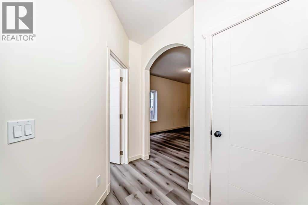 Calgary — Calgary - Photo 4 of 100