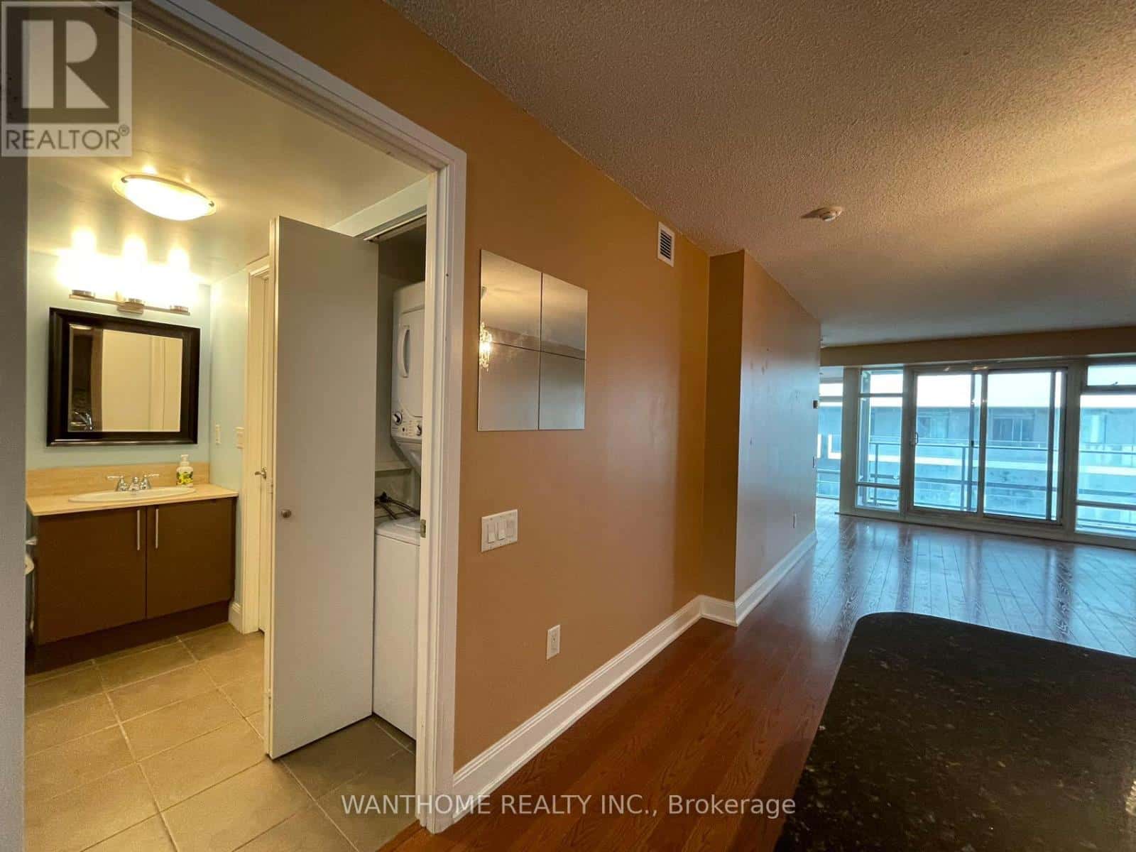 Toronto (Mount Pleasant West) — Toronto (Mount Pleasant West) - Photo 3 of 15