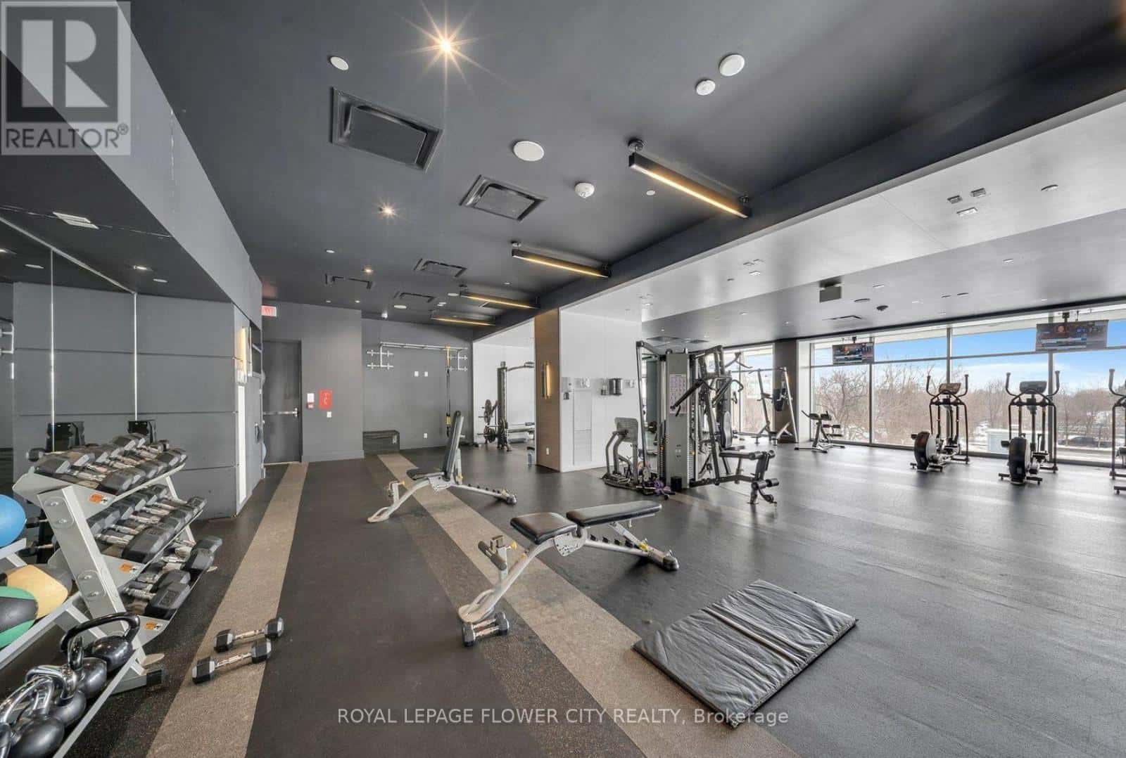 1307 - 33 SHORE BREEZE DRIVE — Toronto (Mimico) - Photo 3 of 10