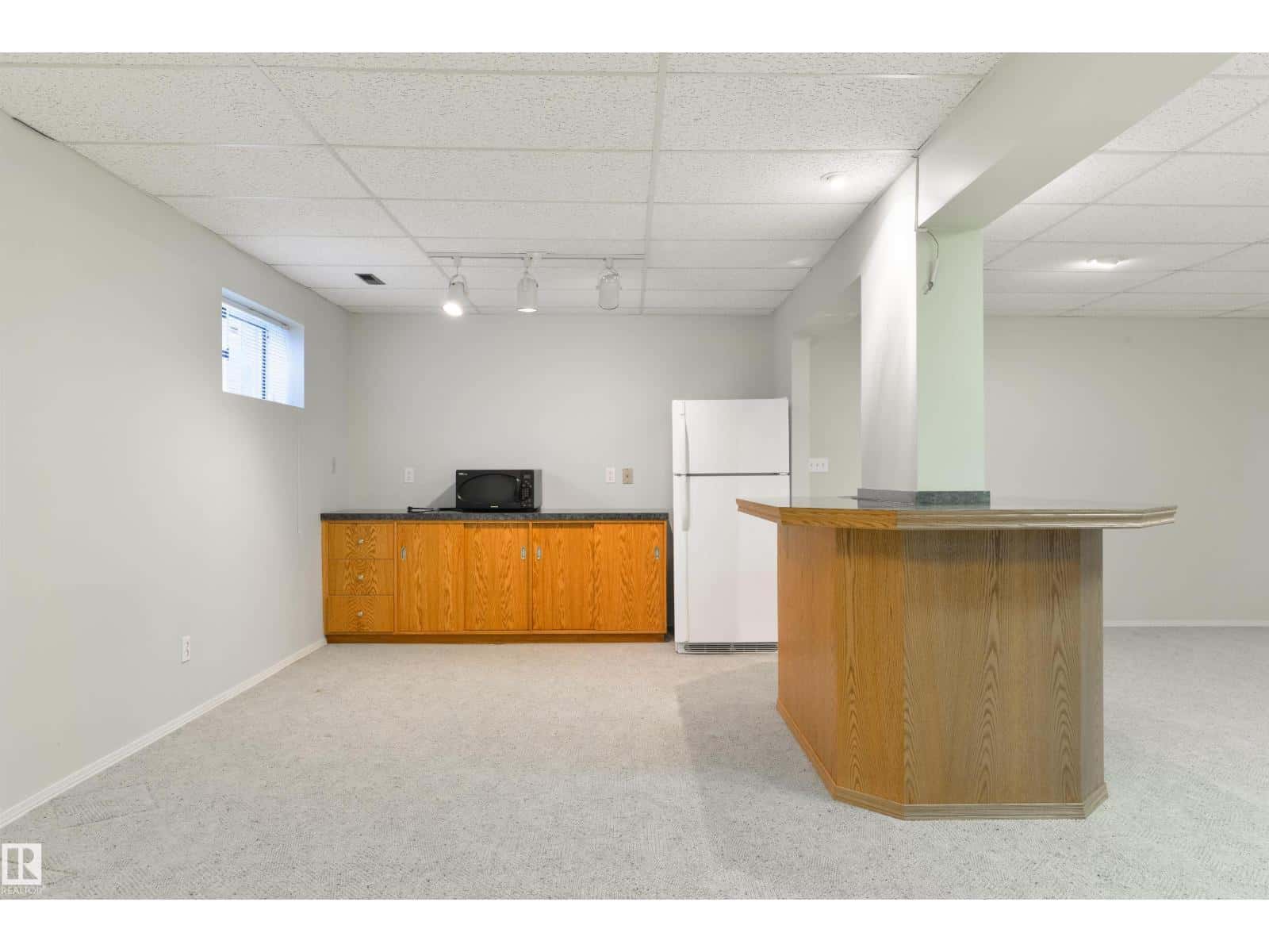 Edmonton — Edmonton - Photo 4 of 45