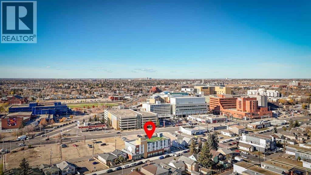 Edmonton — Edmonton - Photo 5 of 16