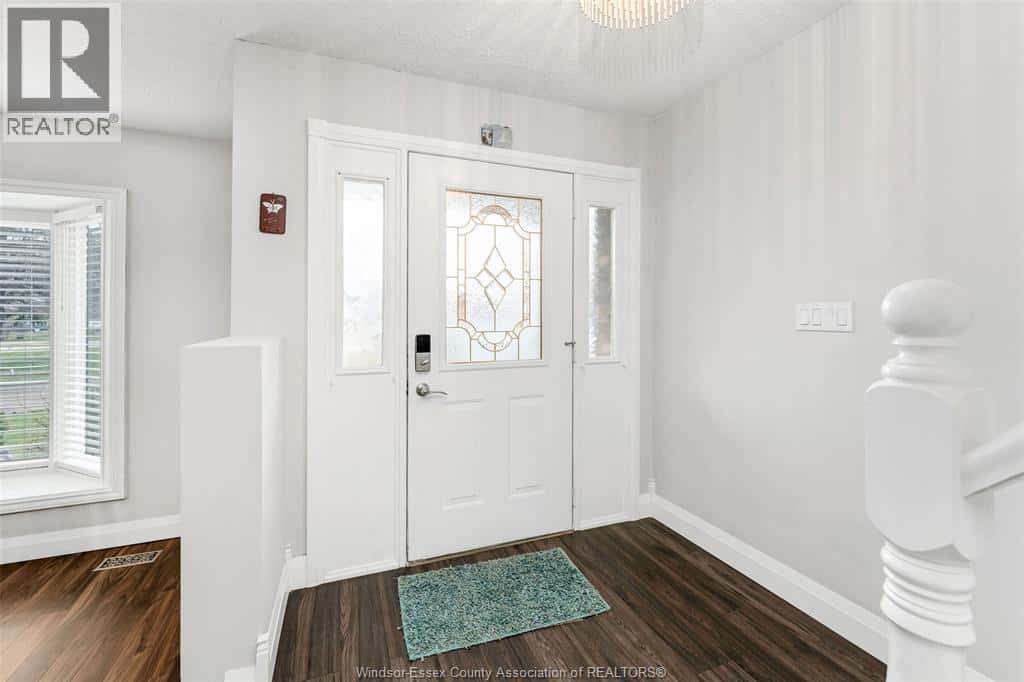 Tecumseh — Tecumseh - Photo 3 of 28