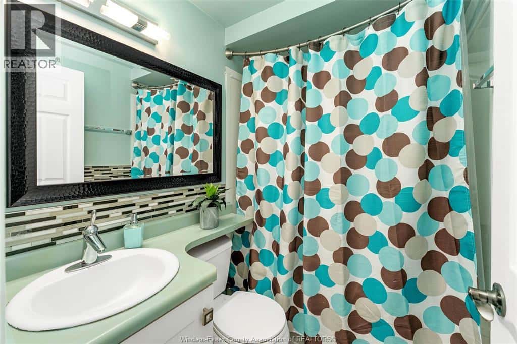 Tecumseh — Tecumseh - Photo 2 of 29