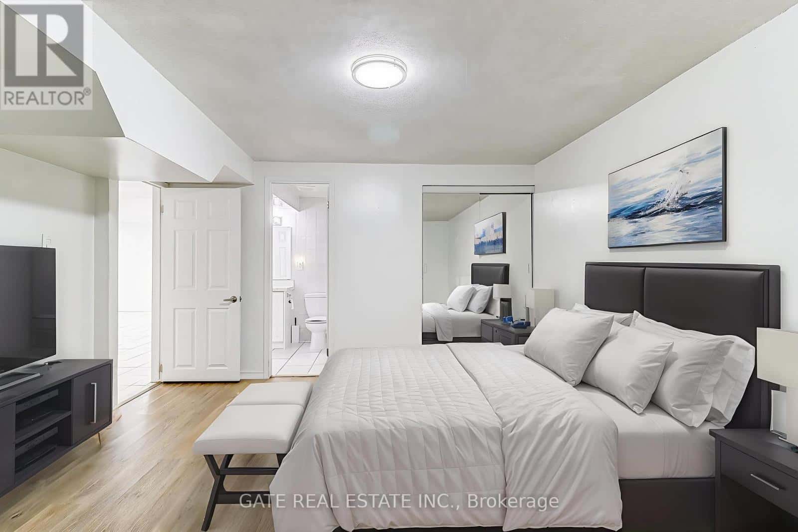 11 JORDANA DRIVE — Markham (Middlefield) - Photo 3 of 8