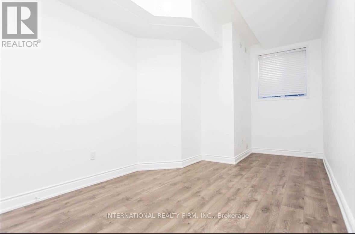 141 - 601 SHORELINE DRIVE — Mississauga (Cooksville) - Photo 4 of 8