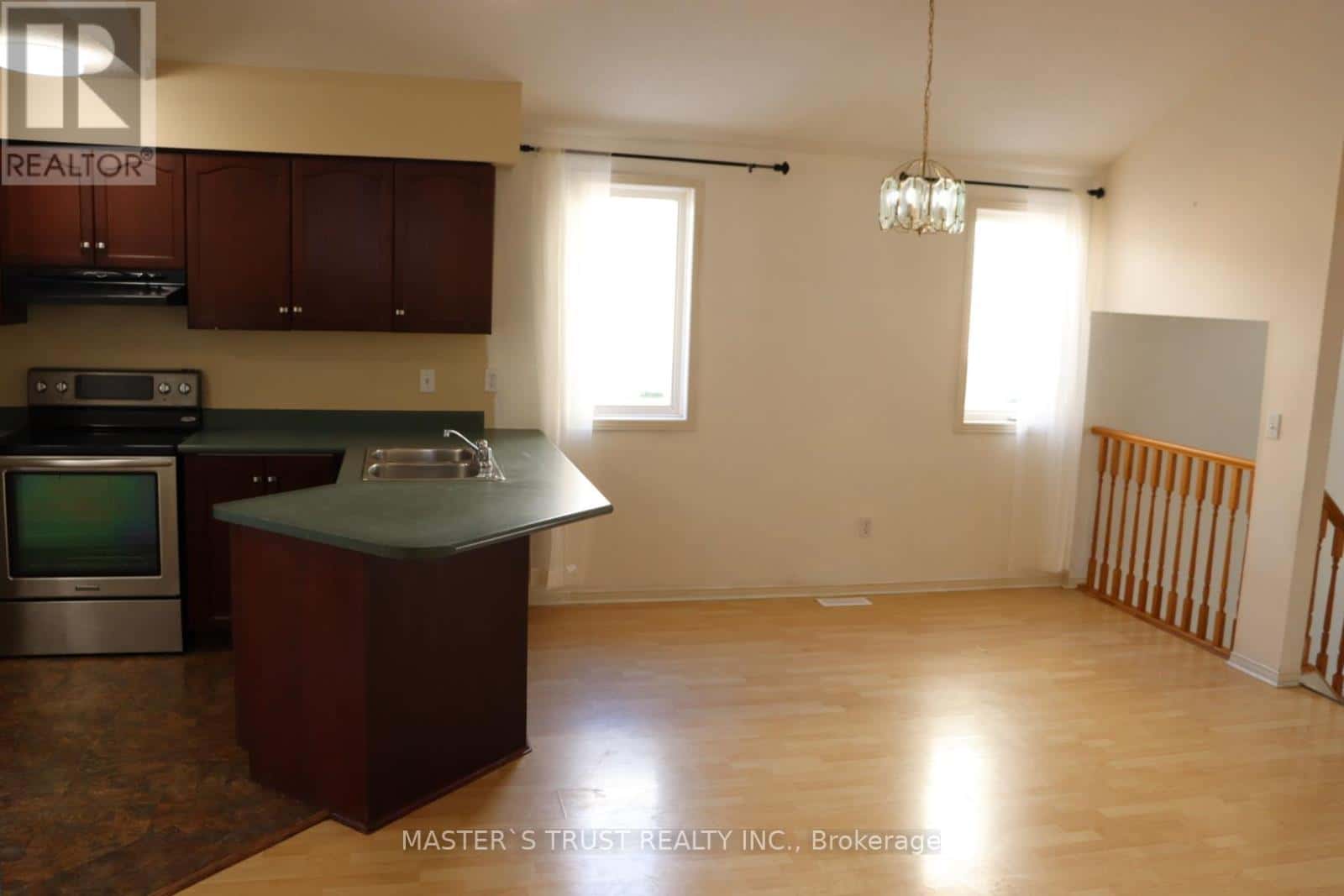 Guelph (Kortright West) — Guelph (Kortright West) - Photo 4 of 20