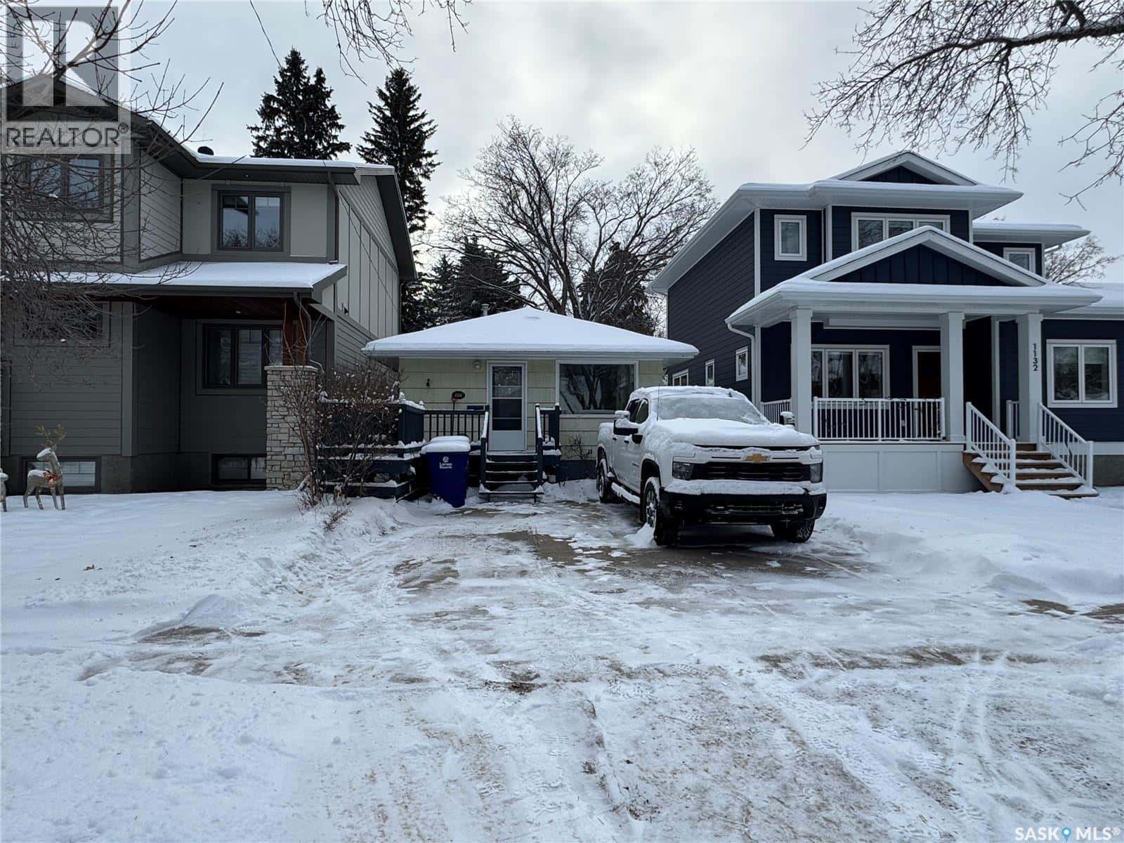 1134 Main STREET — Saskatoon - Photo 3 of 40