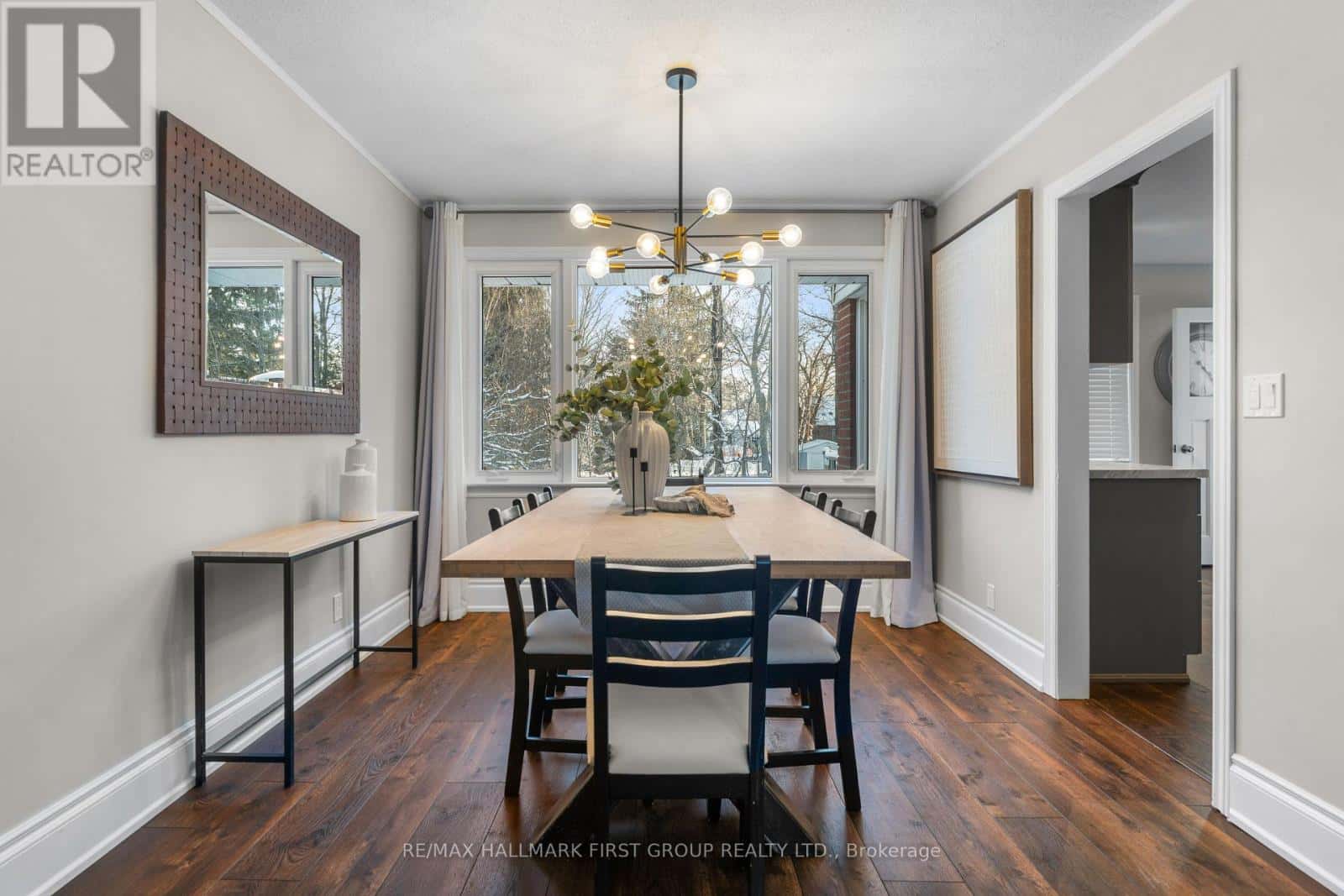 Cobourg — Cobourg - Photo 4 of 46