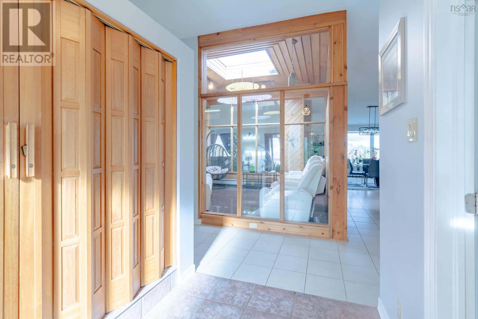 23 Caie Cres — Yarmouth, Nova Scotia - Photo 5 of 50