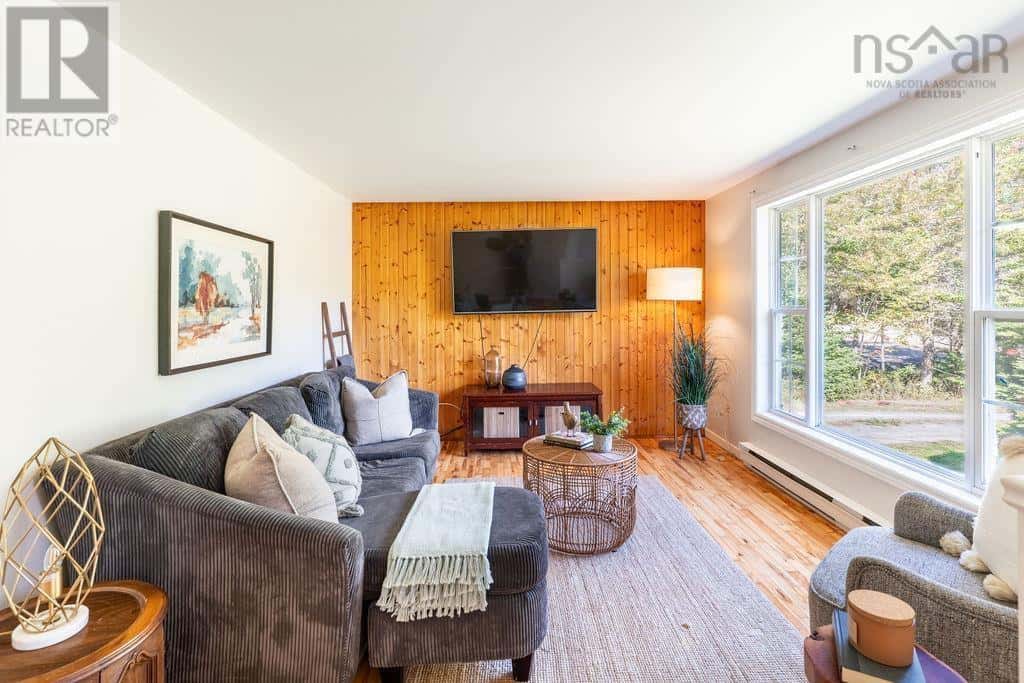 30 Jamie Drive — Beaver Bank, Nova Scotia - Photo 3 of 50