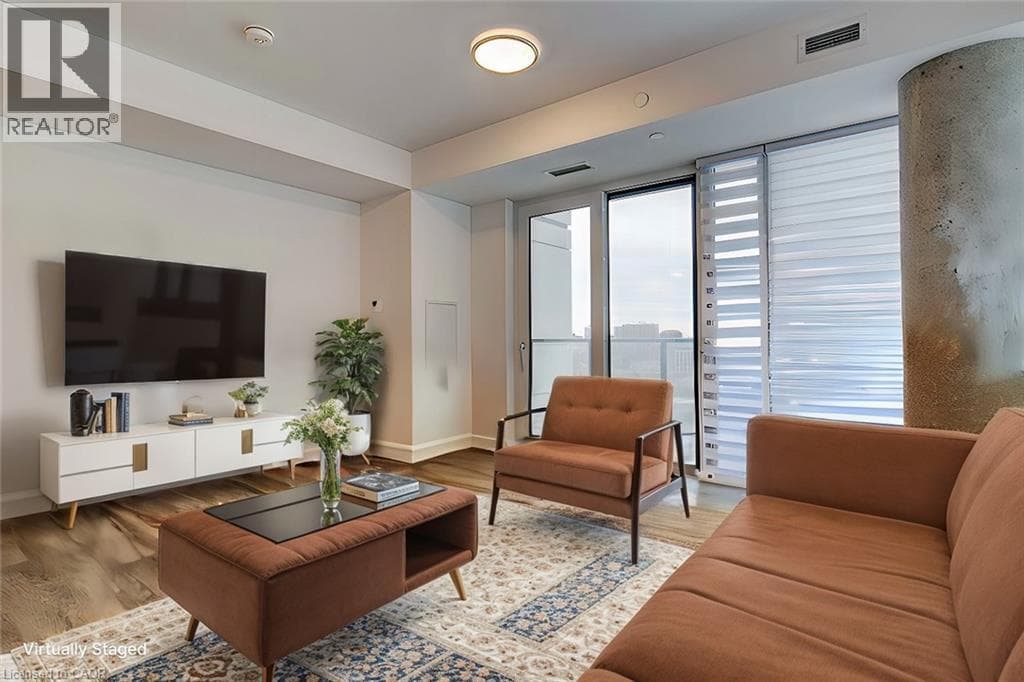 Kitchener — Kitchener - Main photo