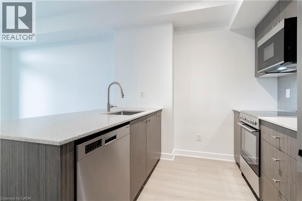 Kitchener — Kitchener - Main photo