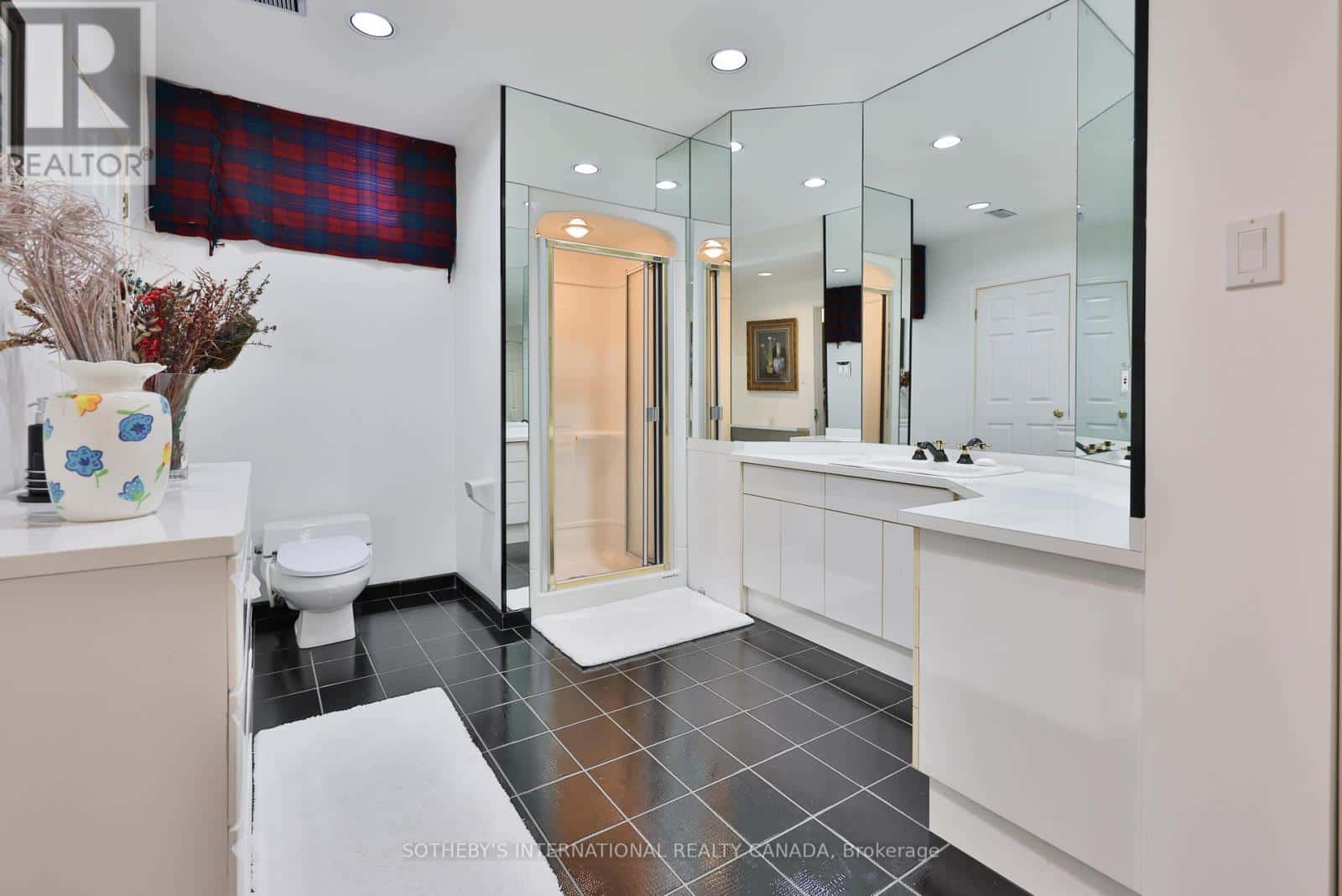 Mississauga (Sheridan) — Mississauga (Sheridan) - Photo 5 of 45