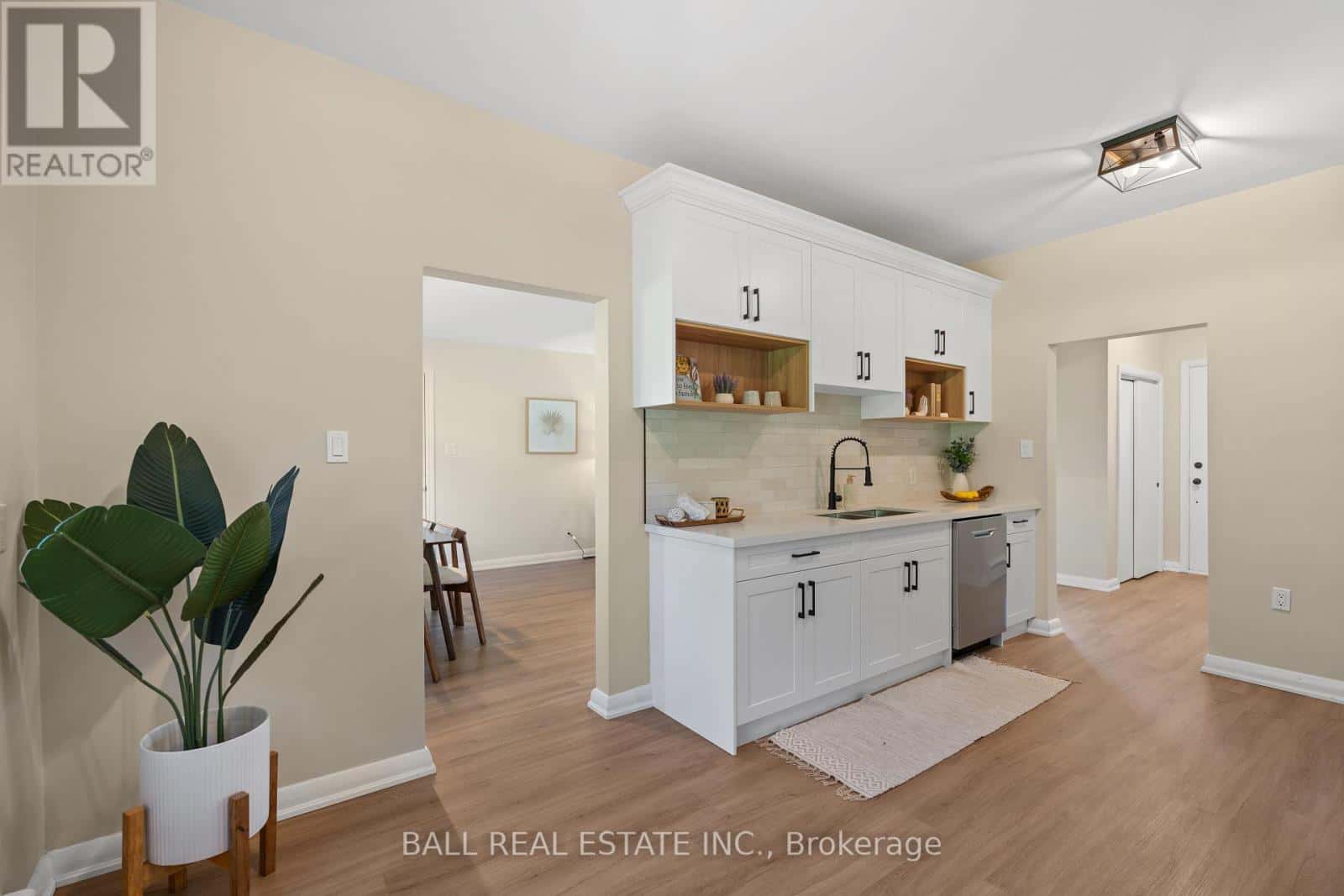 Peterborough (Town Ward 3) — Peterborough (Town Ward 3) - Photo 2 of 43