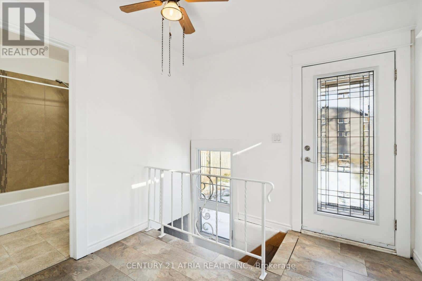 Welland (Welland Downtown) — Welland (Welland Downtown) - Photo 5 of 30