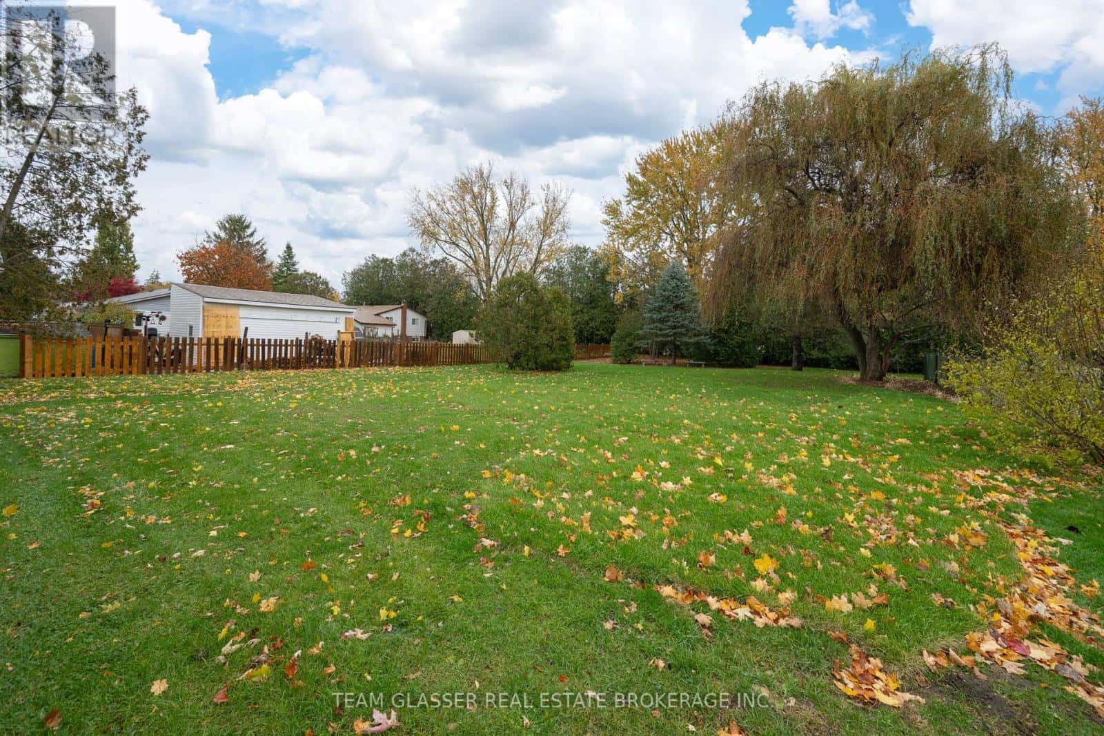 North Middlesex (Parkhill) — North Middlesex (Parkhill) - Photo 4 of 34