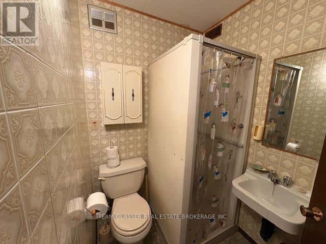 North Middlesex (Parkhill) — North Middlesex (Parkhill) - Photo 5 of 34