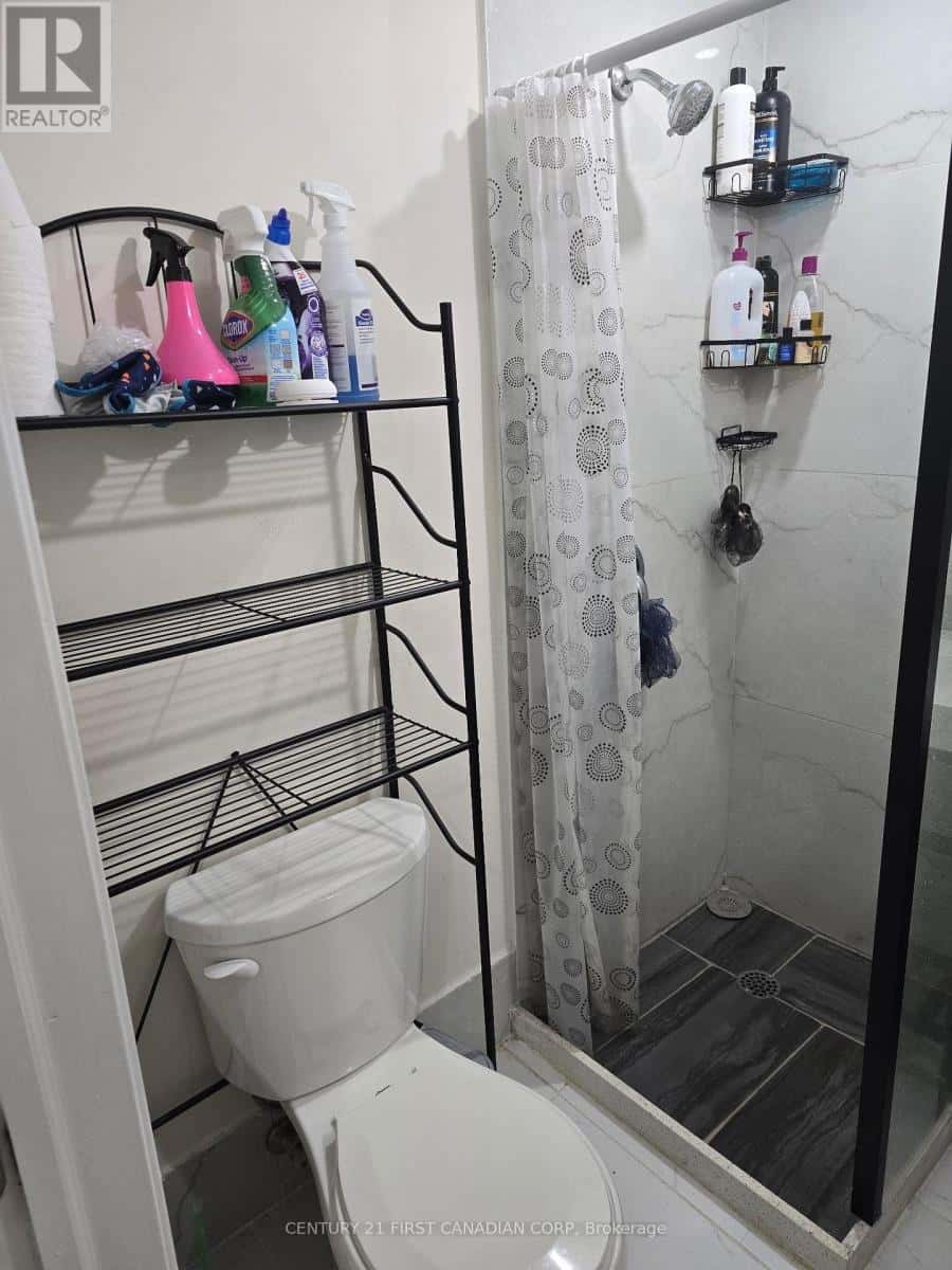 London South (South W) — London South (South W) - Photo 3 of 19