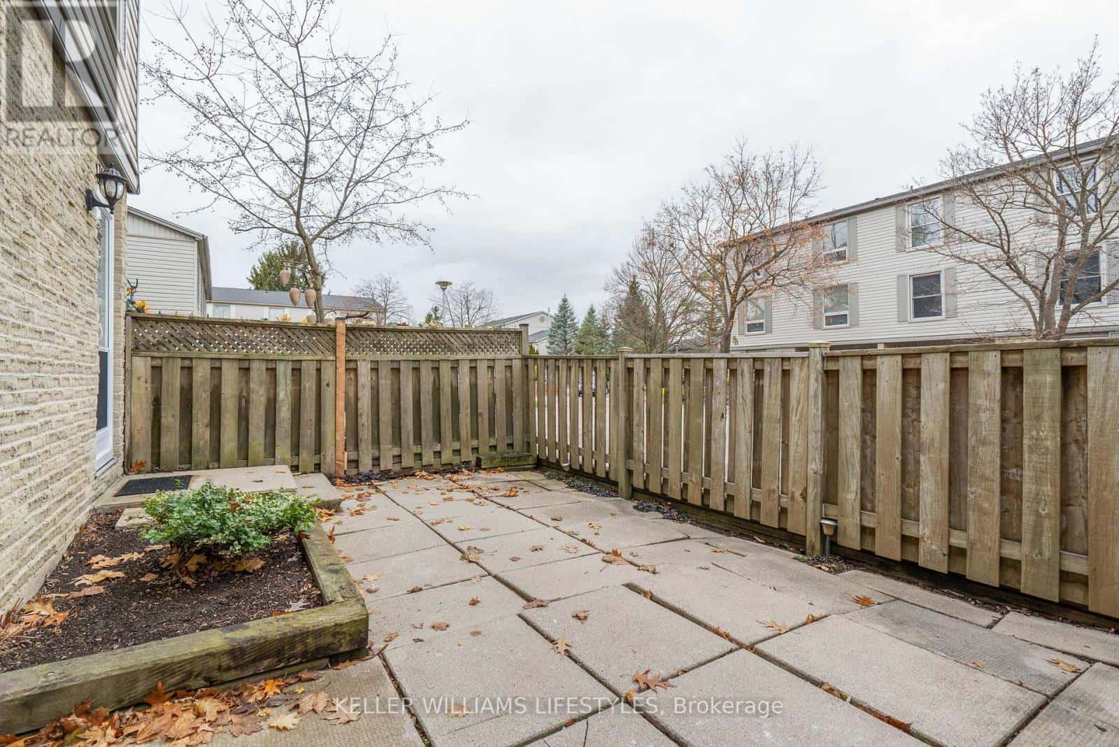 345 EVERGLADE CRESCENT — London North (North P), Ontario - Photo 2 of 42