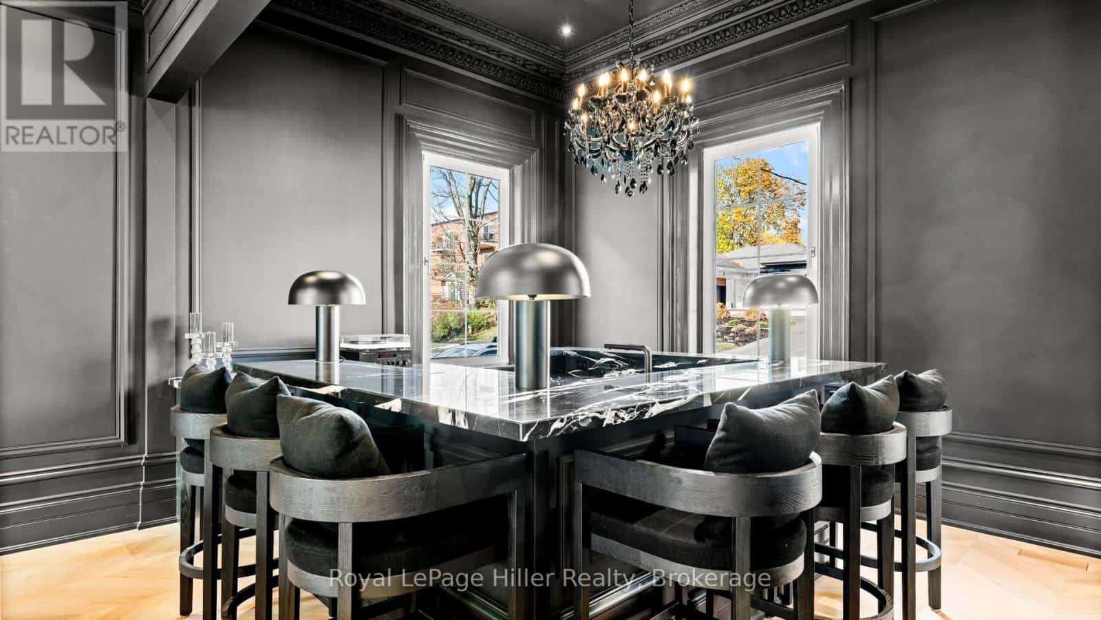 113 WILLIAM STREET — Stratford - Photo 2 of 50