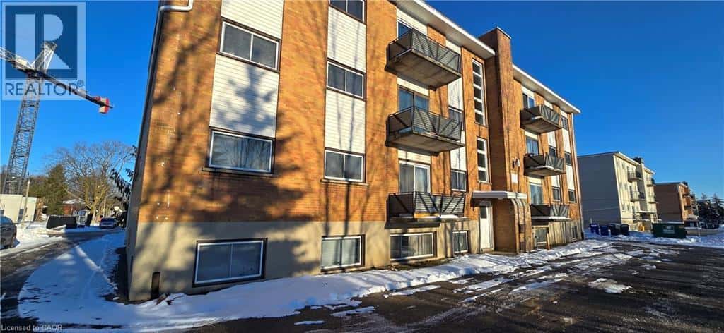 Waterloo — Waterloo - Photo 5 of 14