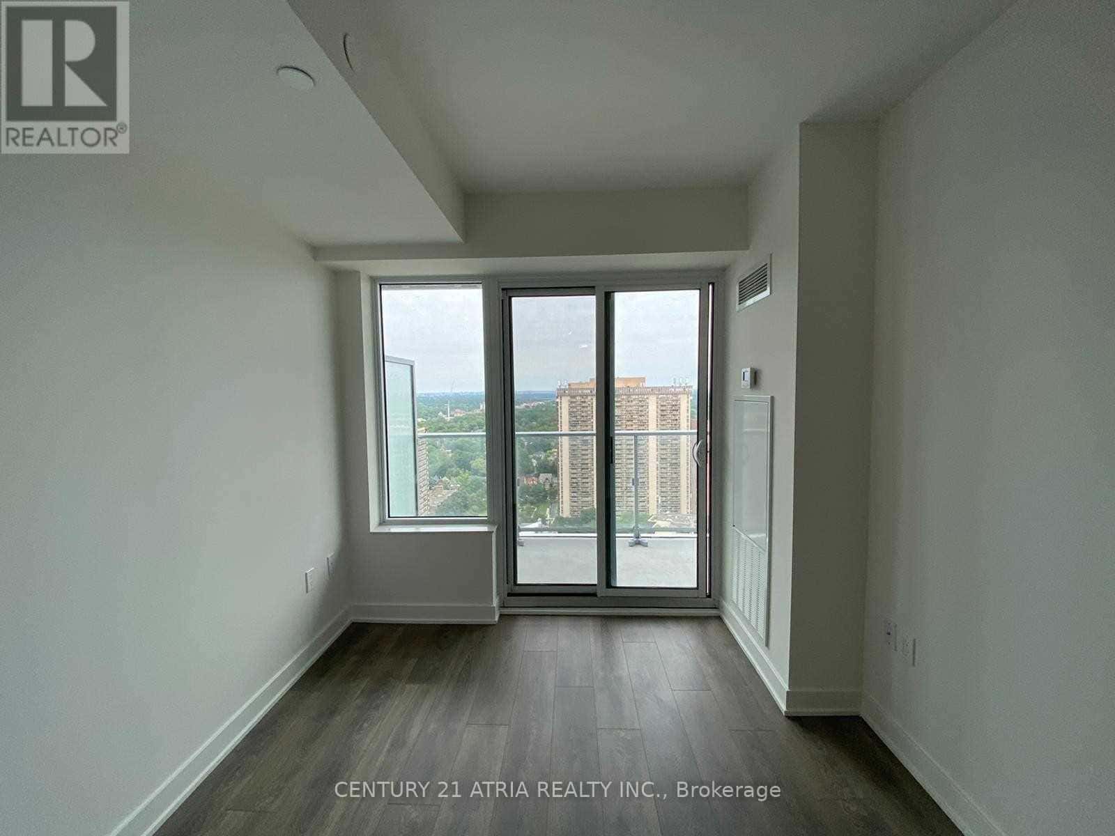 Toronto (Mount Pleasant West) — Toronto (Mount Pleasant West) - Photo 3 of 10