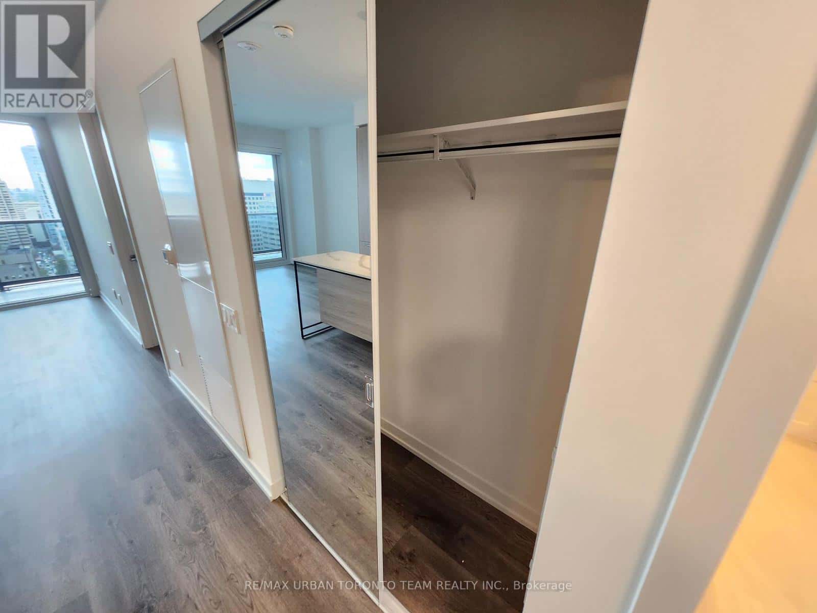 2801 - 771 YONGE STREET — Toronto (Annex) - Photo 5 of 15