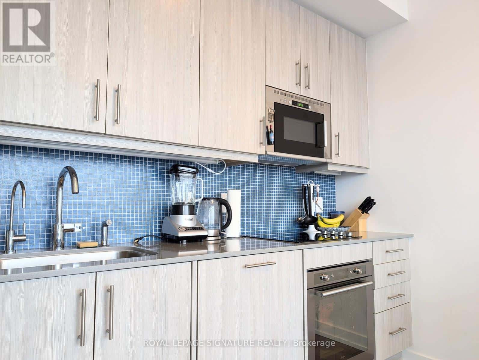 Toronto (Kensington-Chinatown) — Toronto (Kensington-Chinatown) - Photo 3 of 18