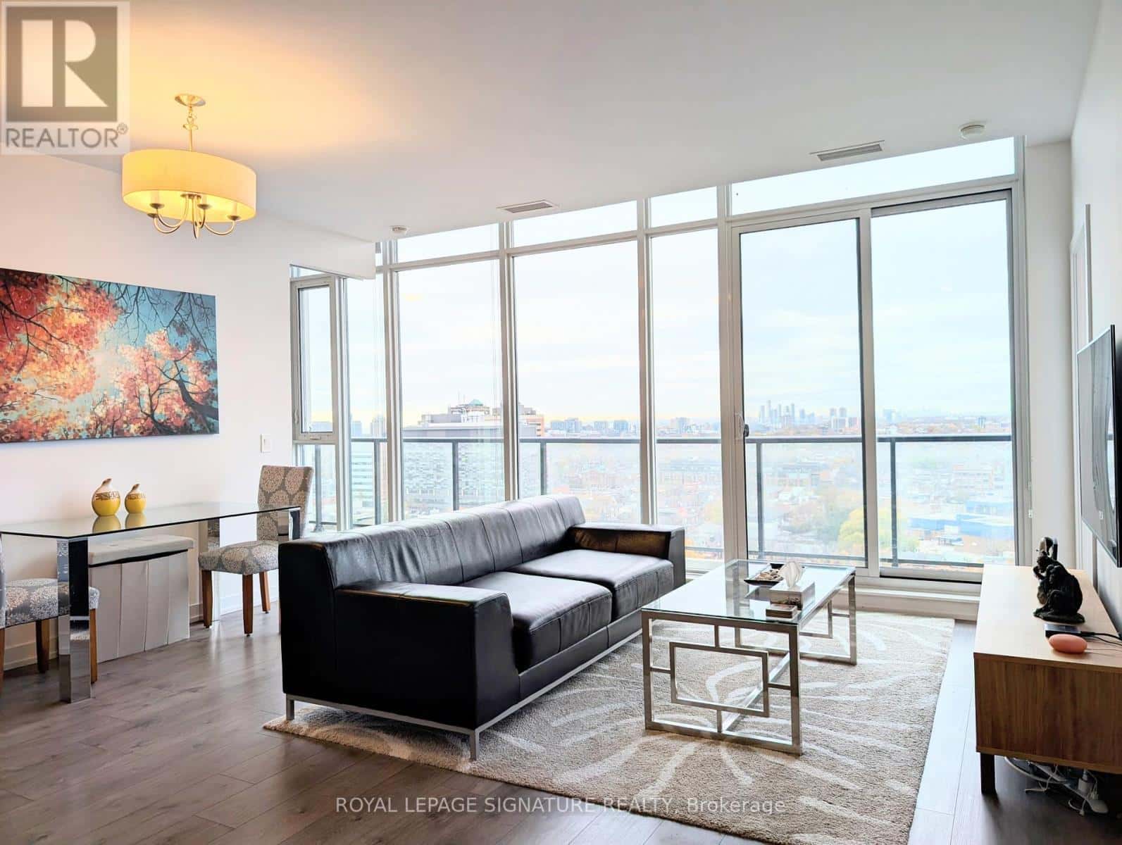 Toronto (Kensington-Chinatown) — Toronto (Kensington-Chinatown) - Photo 4 of 18