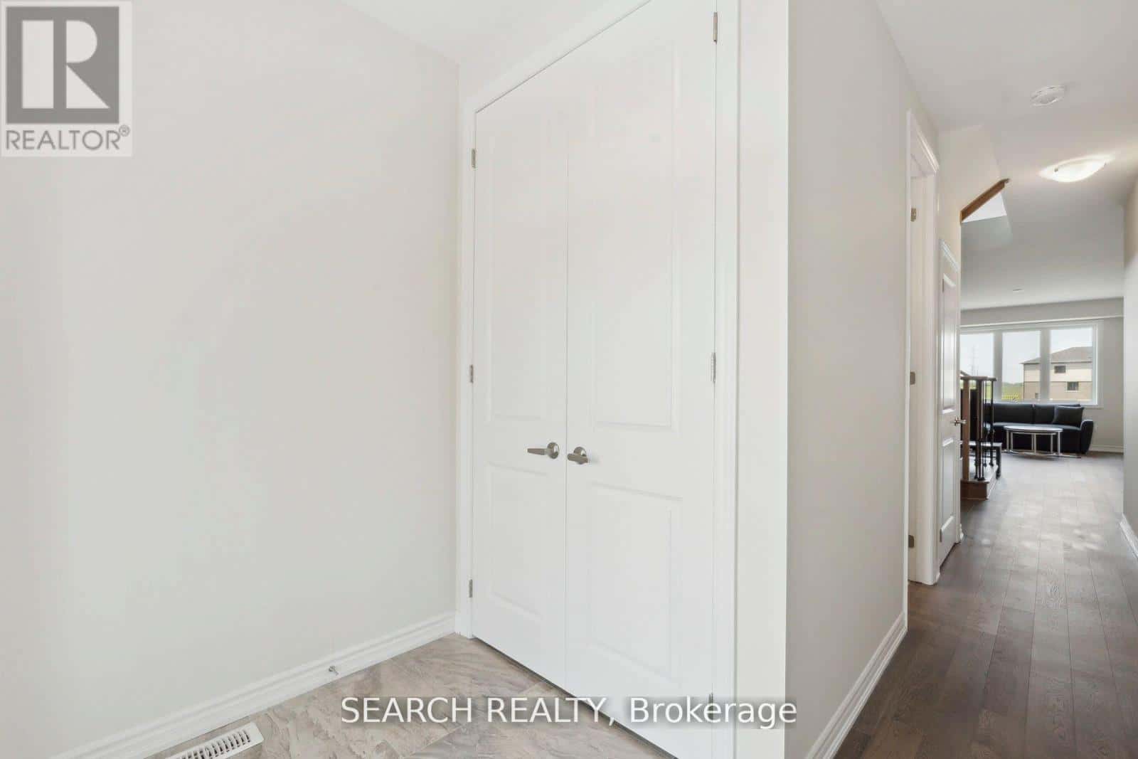 171 VANILLA TRAIL — Thorold (Rolling Meadows), Ontario - Photo 4 of 39